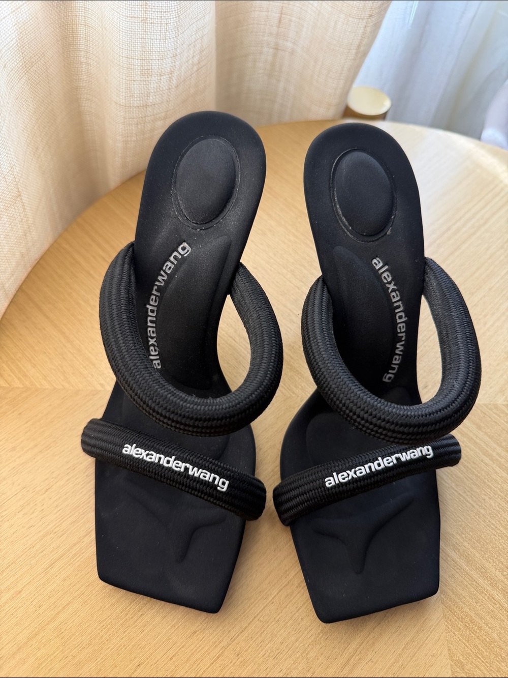 Alexander Wang Julie Tubular Webbing Sandal Black Padded Loop-Strap Mules - Picture 6 of 7